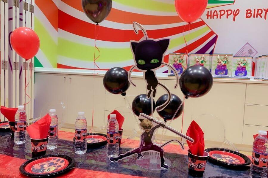 Party Table Decorative Ideas - Ladybug Theme